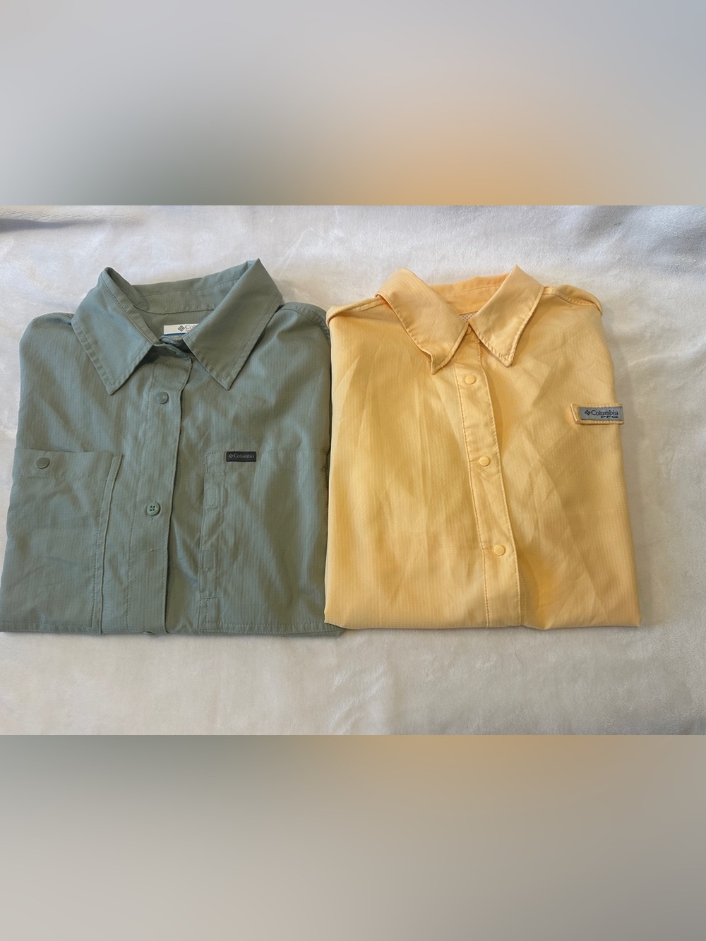 Columbia Women’s Sage Green & Pale Yellow Button-Down Shirts - Pack of 2